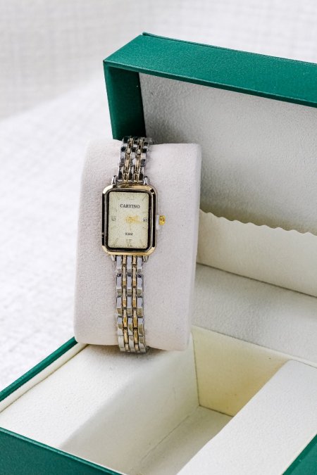 ساعات ناعمة ومميزة